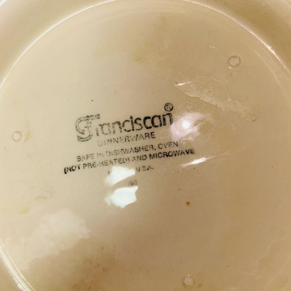 Tureen No Lid Desert Rose (USA Backstamp)
by FRANCISCAN - Picture 8 of 8